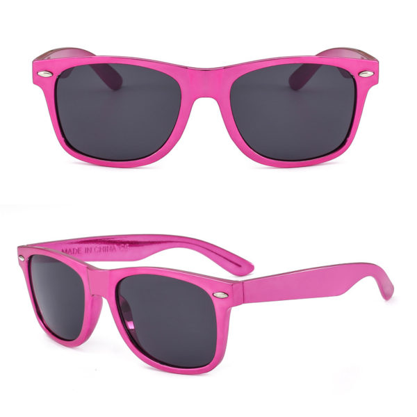 Fashionable Quality Sunglasses With Ultraviolet Protection