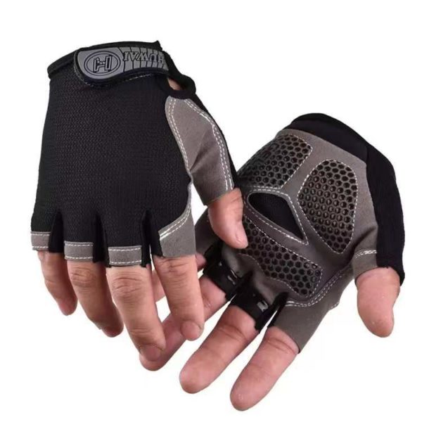 Sports Fitness Shock Absorbing Fingerless Gloves