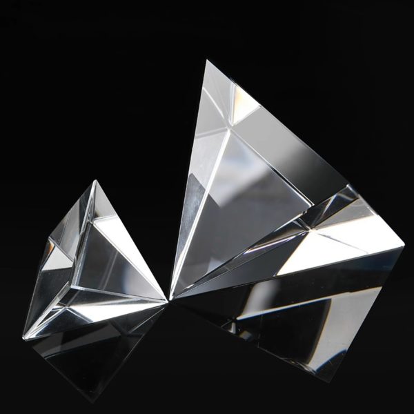 Pyramid Shaped Clear Acrylic Paperweight Decoration