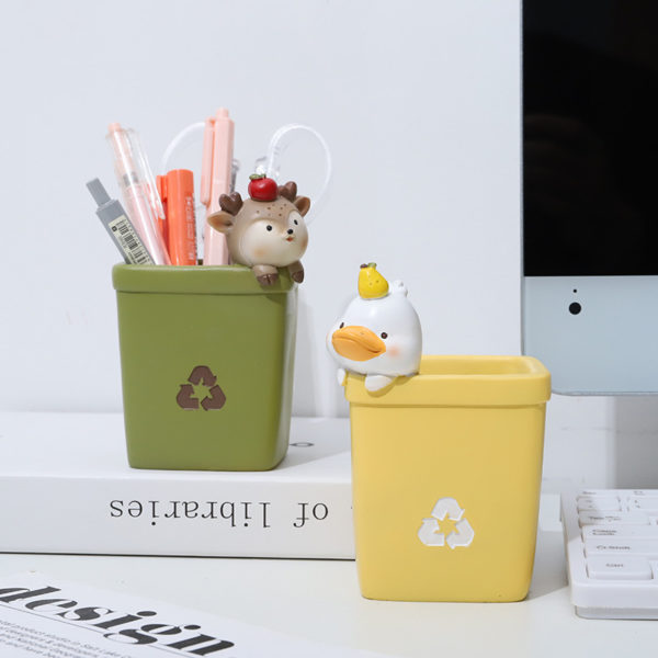 Dustbin Shaped Resin Pen Holder With Cartoon Animals