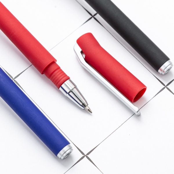 Custom Promotional Plastic Ballpoint Pen with Clip and Cap