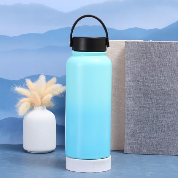 20oz Sports Tumbler with Carrying Handle Vacuum Gradient