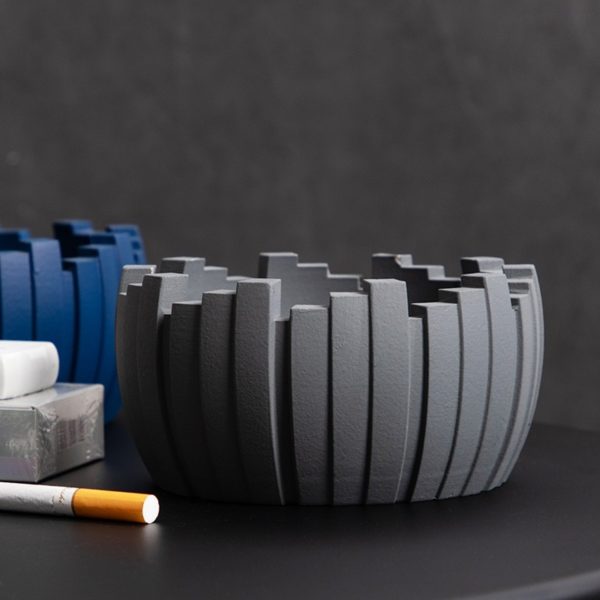 Durable Ashtray With Lid