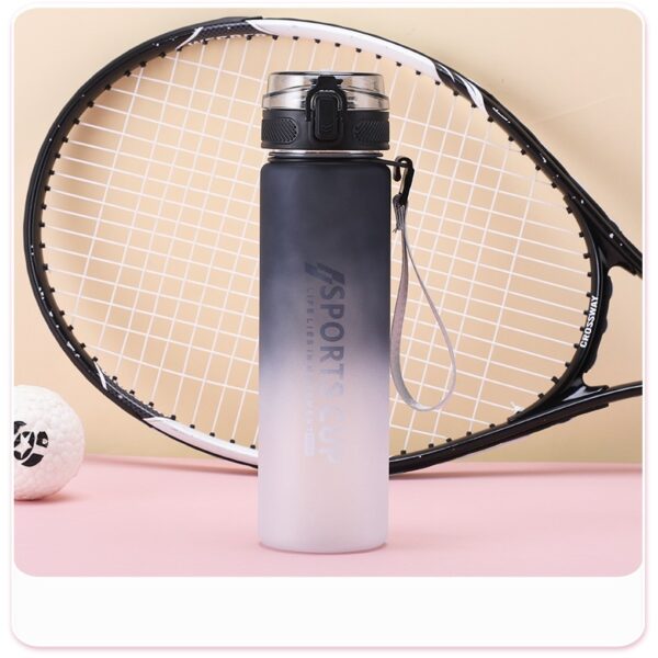 New Gradient Color Large-capacity Portable Plastic Water Bottle