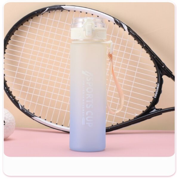 New Gradient Color Large-capacity Portable Plastic Water Bottle