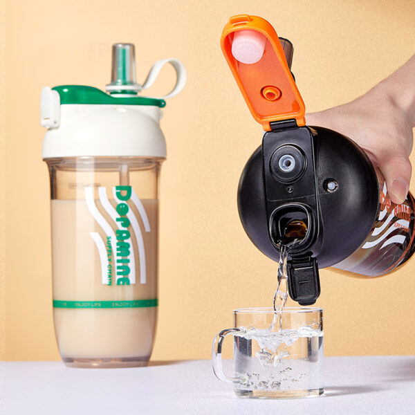 Shaking Cup with Wire Ball Protein Powder Mixing Bottle