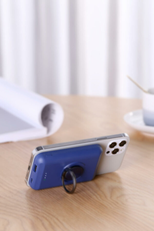 Hypergear 5000mAh Magnetic Wireless Power Bank for iPhone 12+ Series