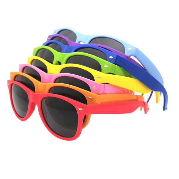 FDA Approved Plastic Classic Frame Sunglasses