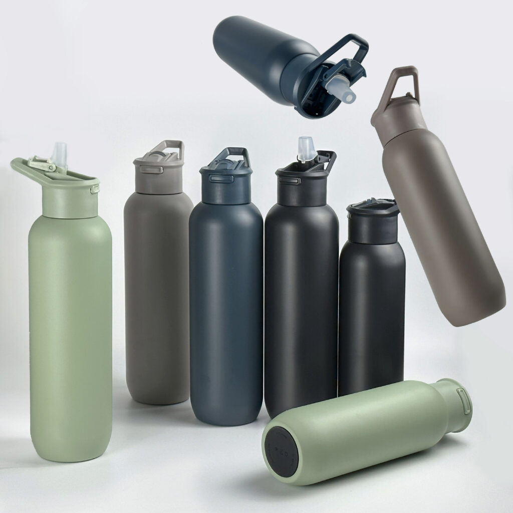 2. Stainless Steel 21oz Double Layer Vacuum Insulated Bottle with Straw