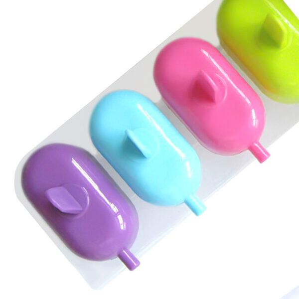 Suction-Nozzle Plastic Ice Lolly Mold with Lid