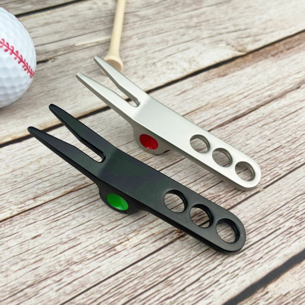 Painted-Zinc Alloy Golf Divot Tool