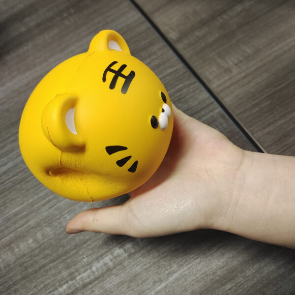 PU Slow Rebound Tiger Head Stress Toy