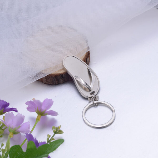 Zinc Alloy Flip-Flop Keychain Charm