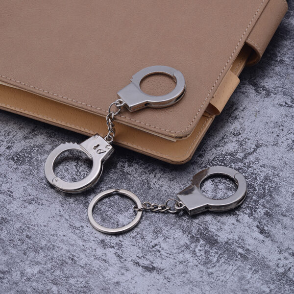 Creative Double-Lock Handcuff Zinc Alloy Keychain