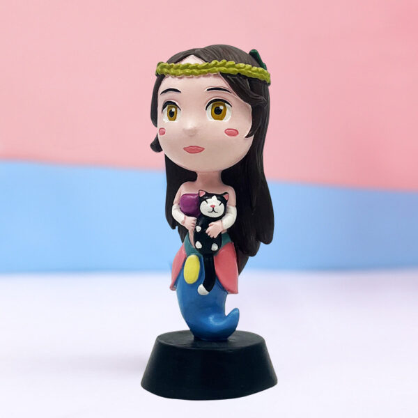 Custom Resin Cartoon Doll