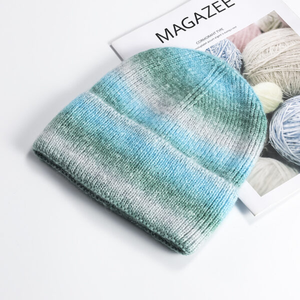 Gradient Jet Yarn Knit Beanie