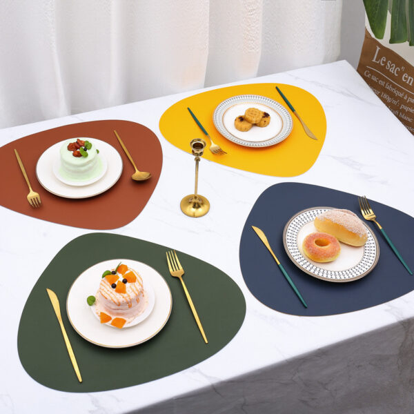 Customized PU Teardrop-shaped Insulated Placemat