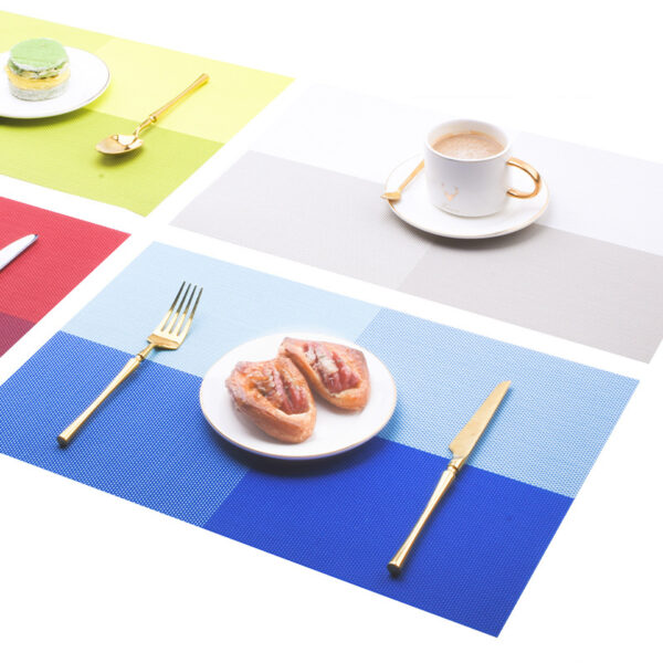 Customized PVC Checked Pattern Insulated Placemat