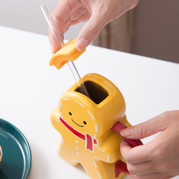 Cartoon Gingerbread Man Straw Mug