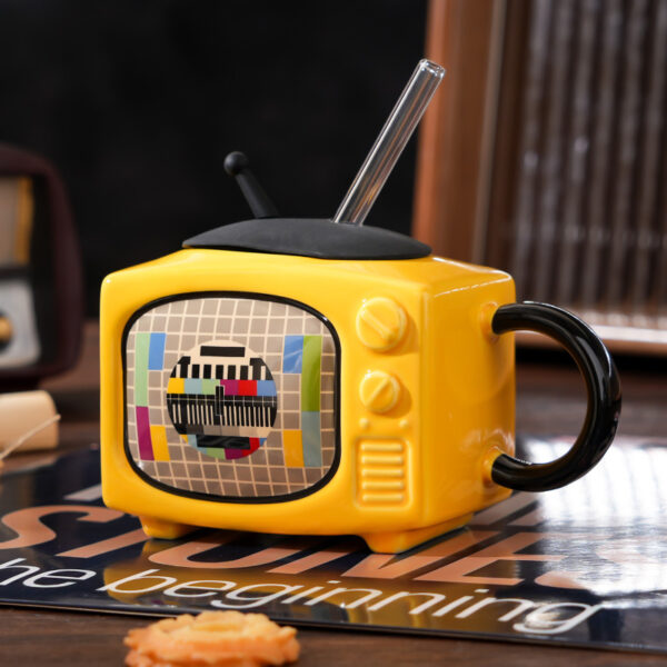 Fun TV-Shaped Straw Ceramic Mug