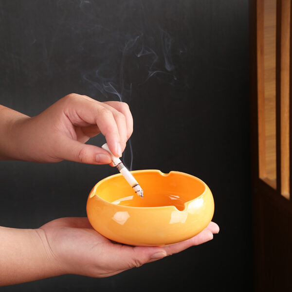 Minimalist Round Ceramic Ashtray