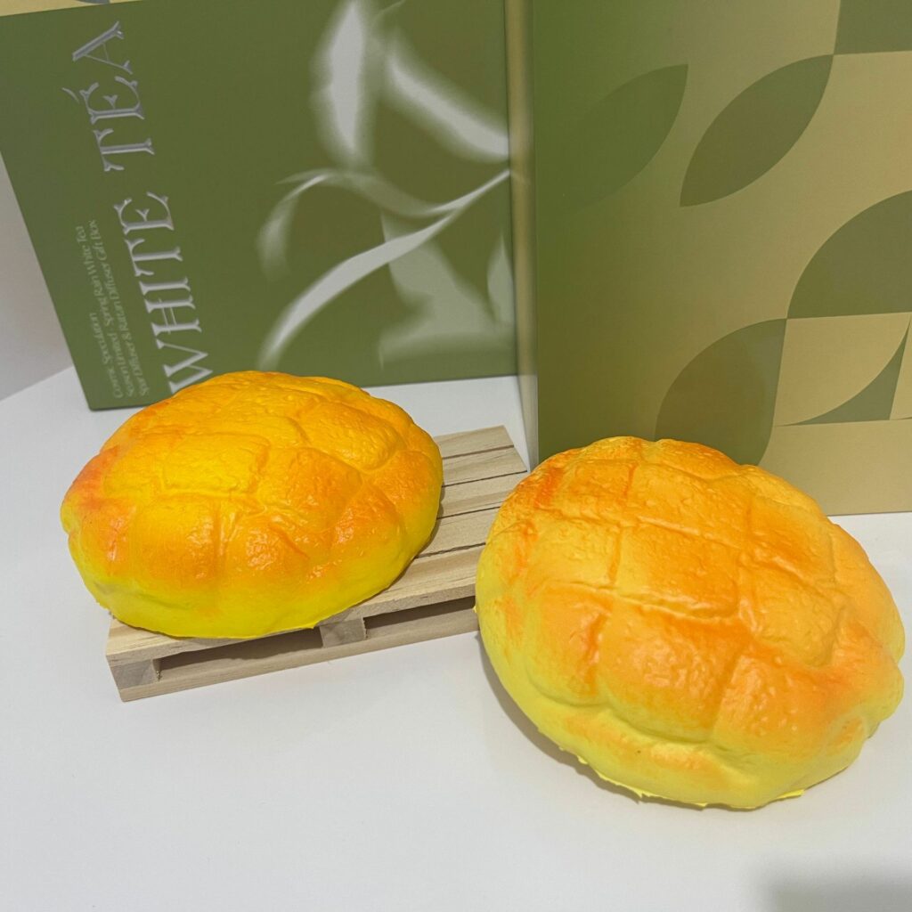 Pineapple Bun Shaped Slow Rising Stress Reliever