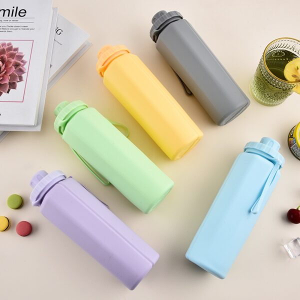 Creative Outdoor Silicone Folding Leakproof Water Bottle