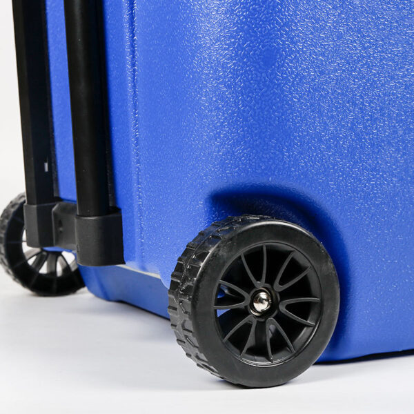 Pull-Handle Insulated Cold Storage Box 28L - Image 3